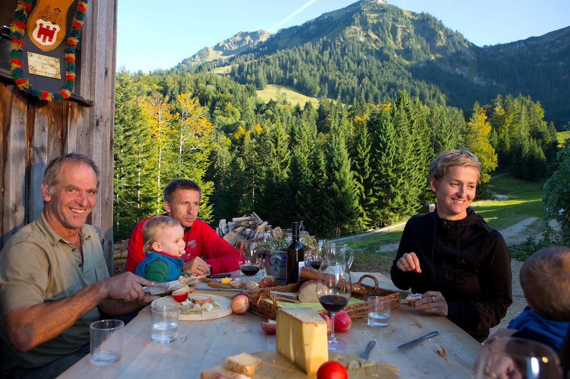 Sonne Bezau - Familotel Bregenzerwald Buitenkant foto