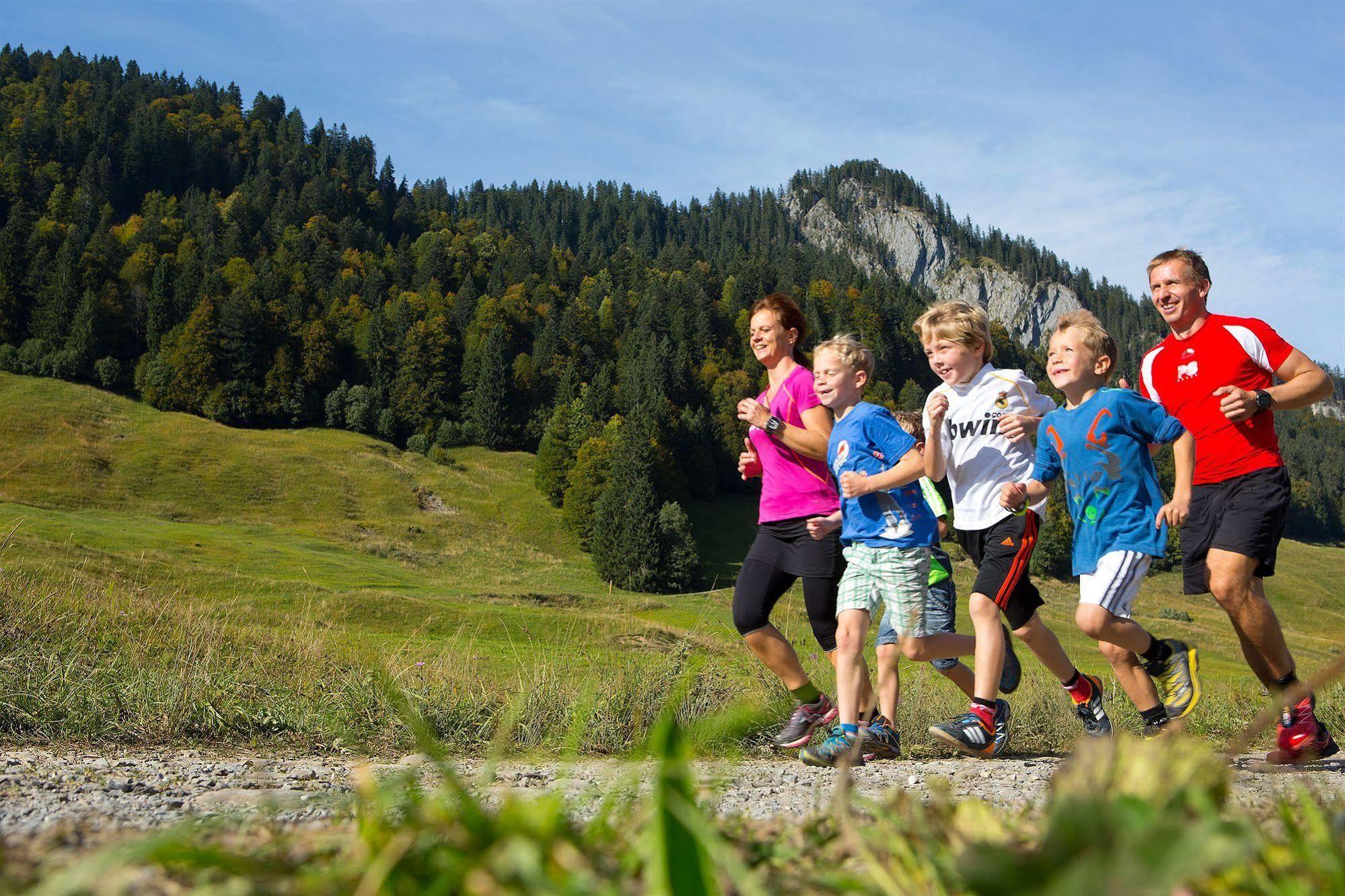 Sonne Bezau - Familotel Bregenzerwald Buitenkant foto